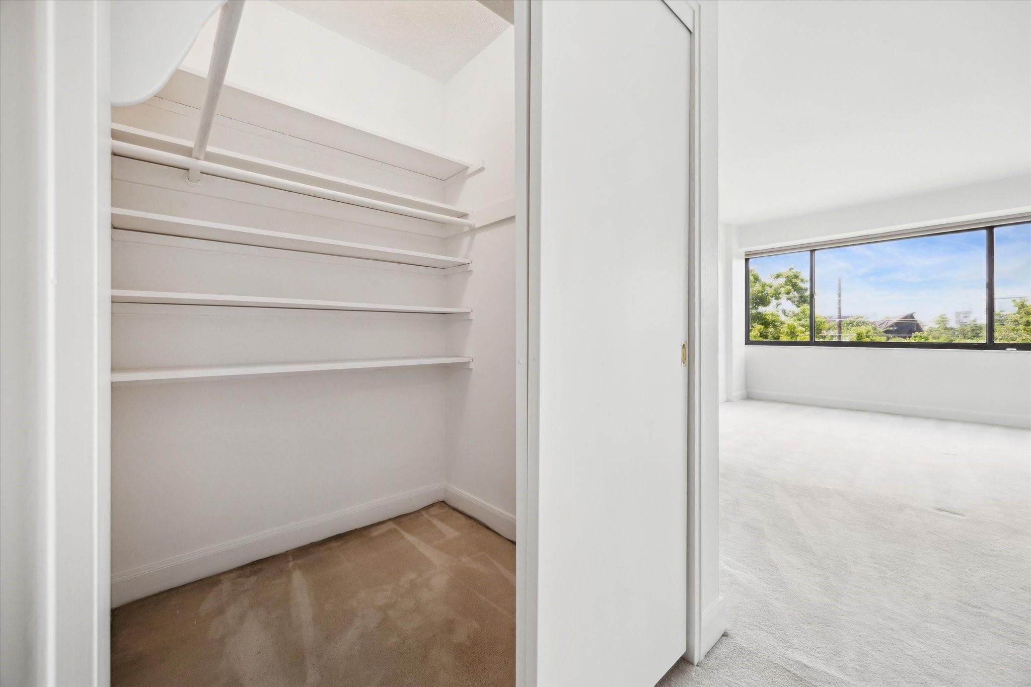 1400 Hermann Drive # 3H