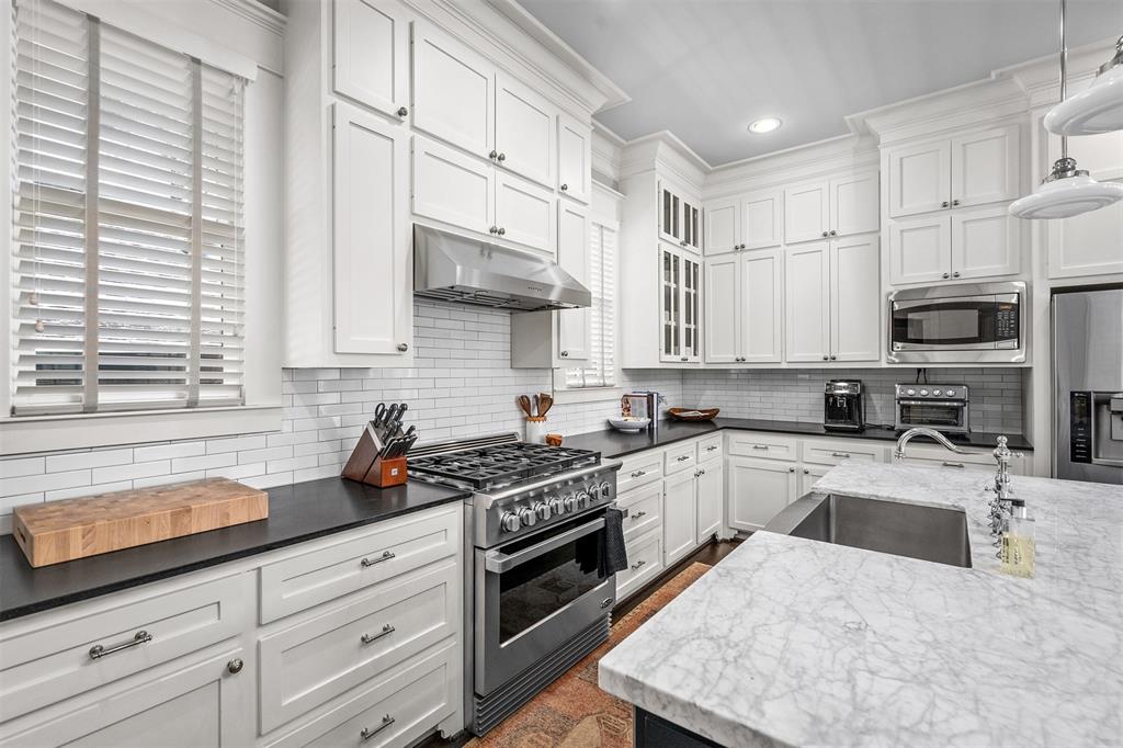 801 Ralfallen Street