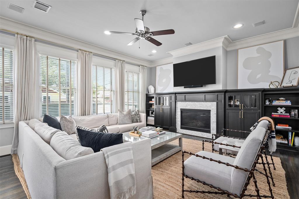 801 Ralfallen Street