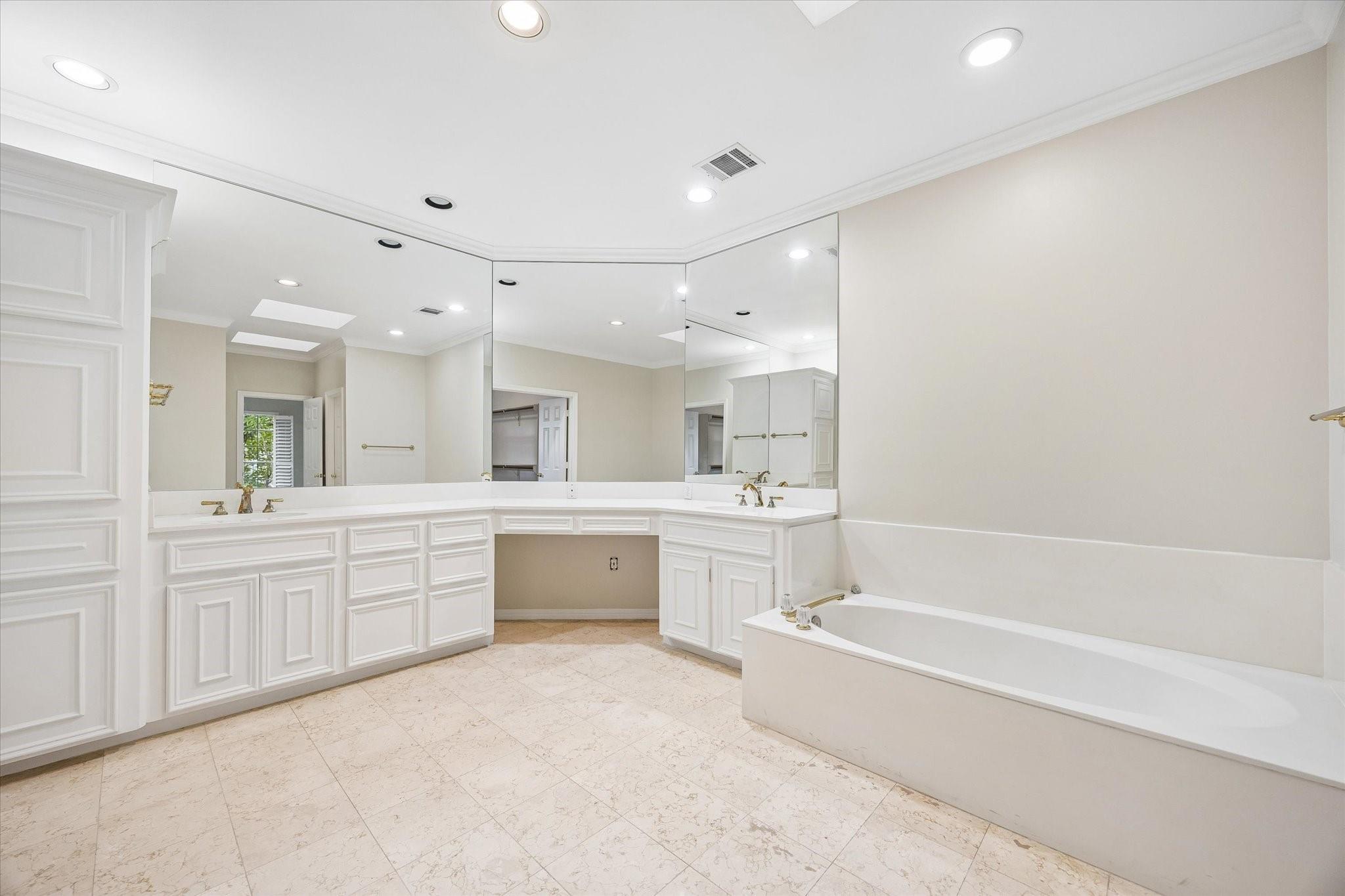 1721 Nantucket Drive # 2