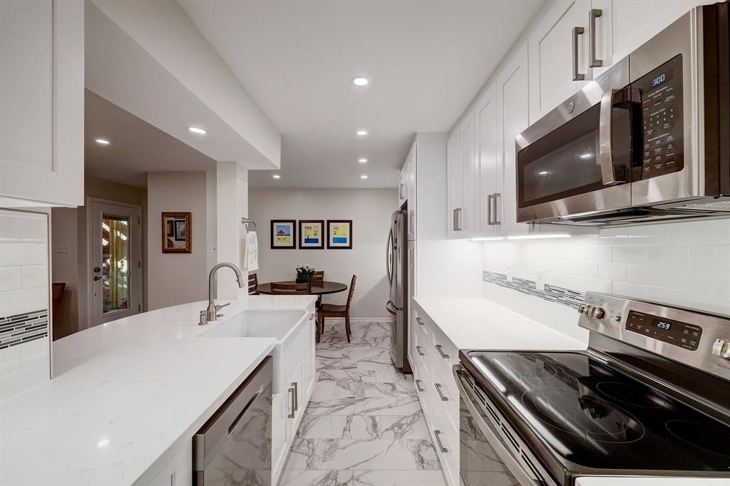 1601 S Shepherd Drive # 122
