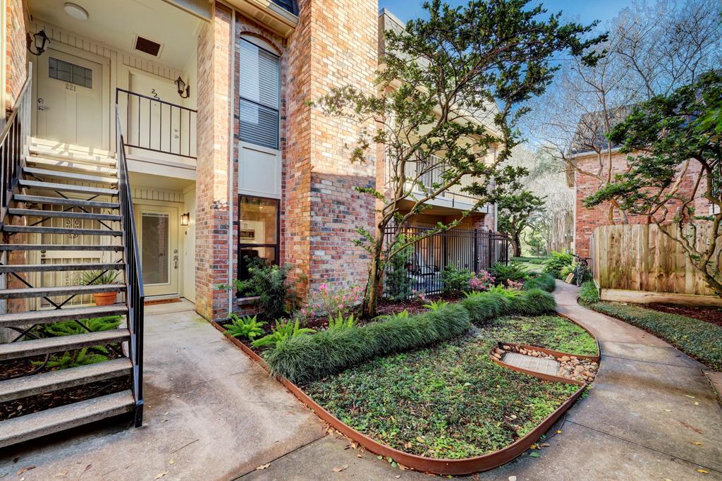 1601 S Shepherd Drive # 122