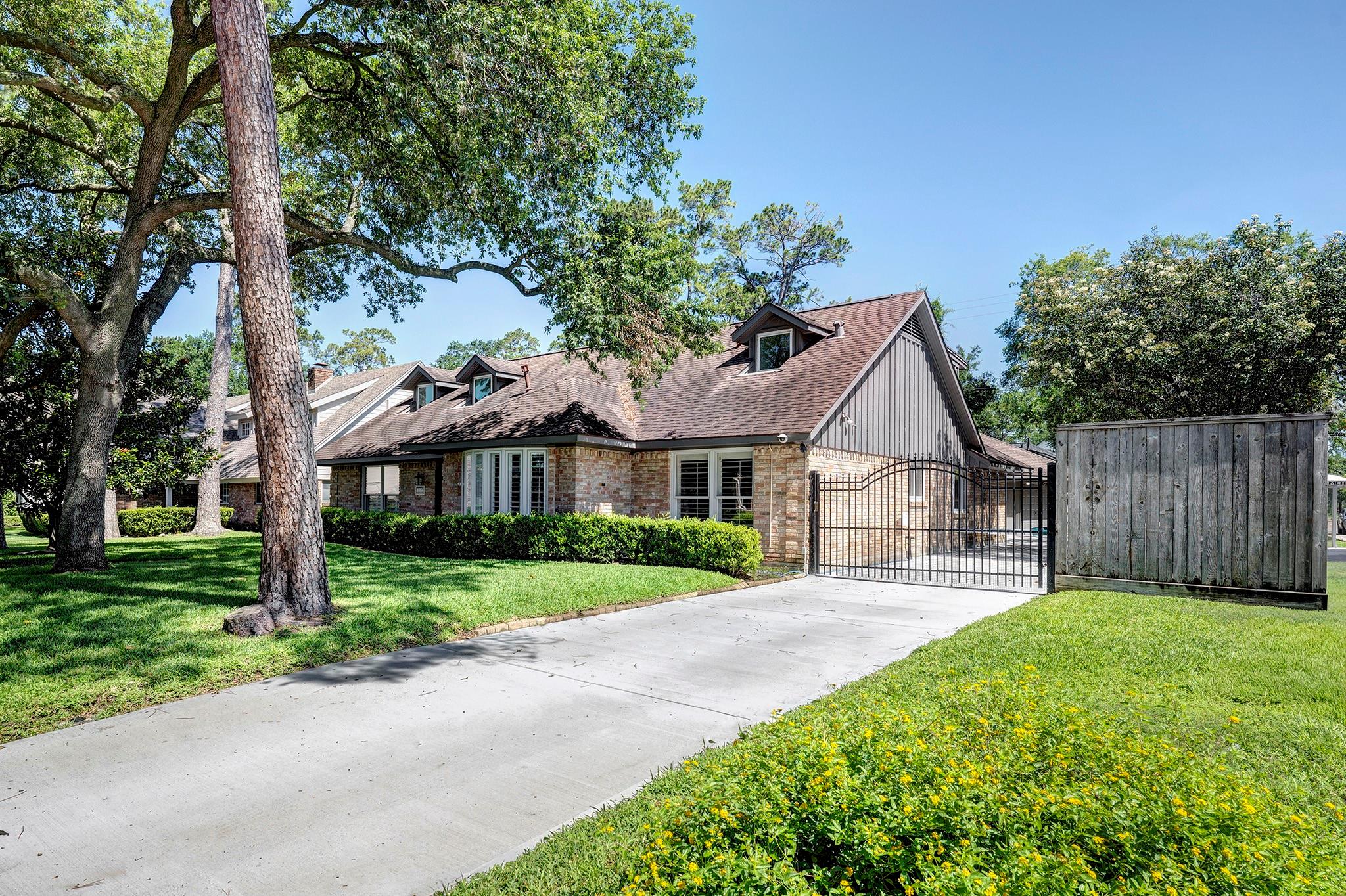 12302 Beauregard Drive