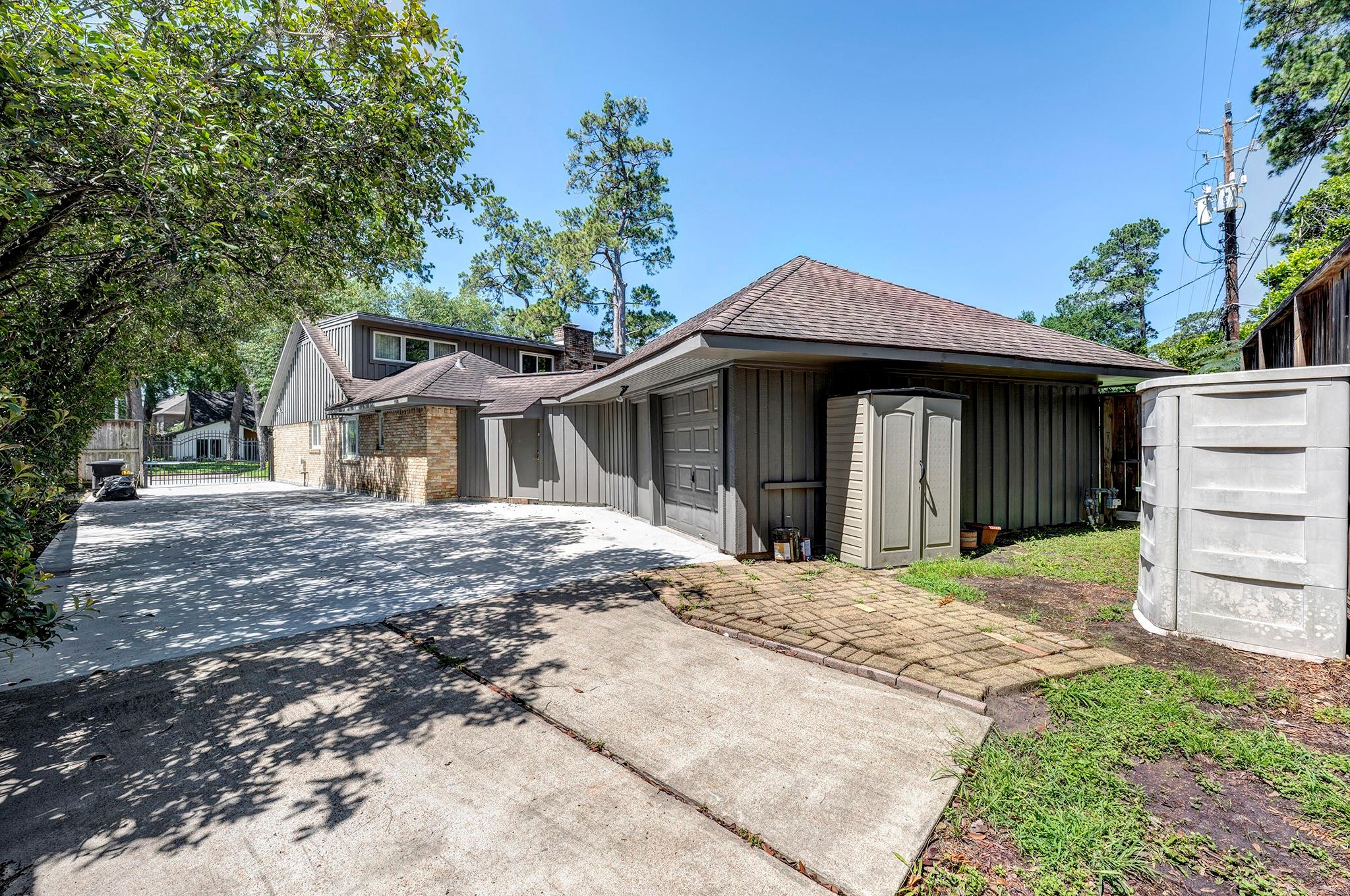 12302 Beauregard Drive
