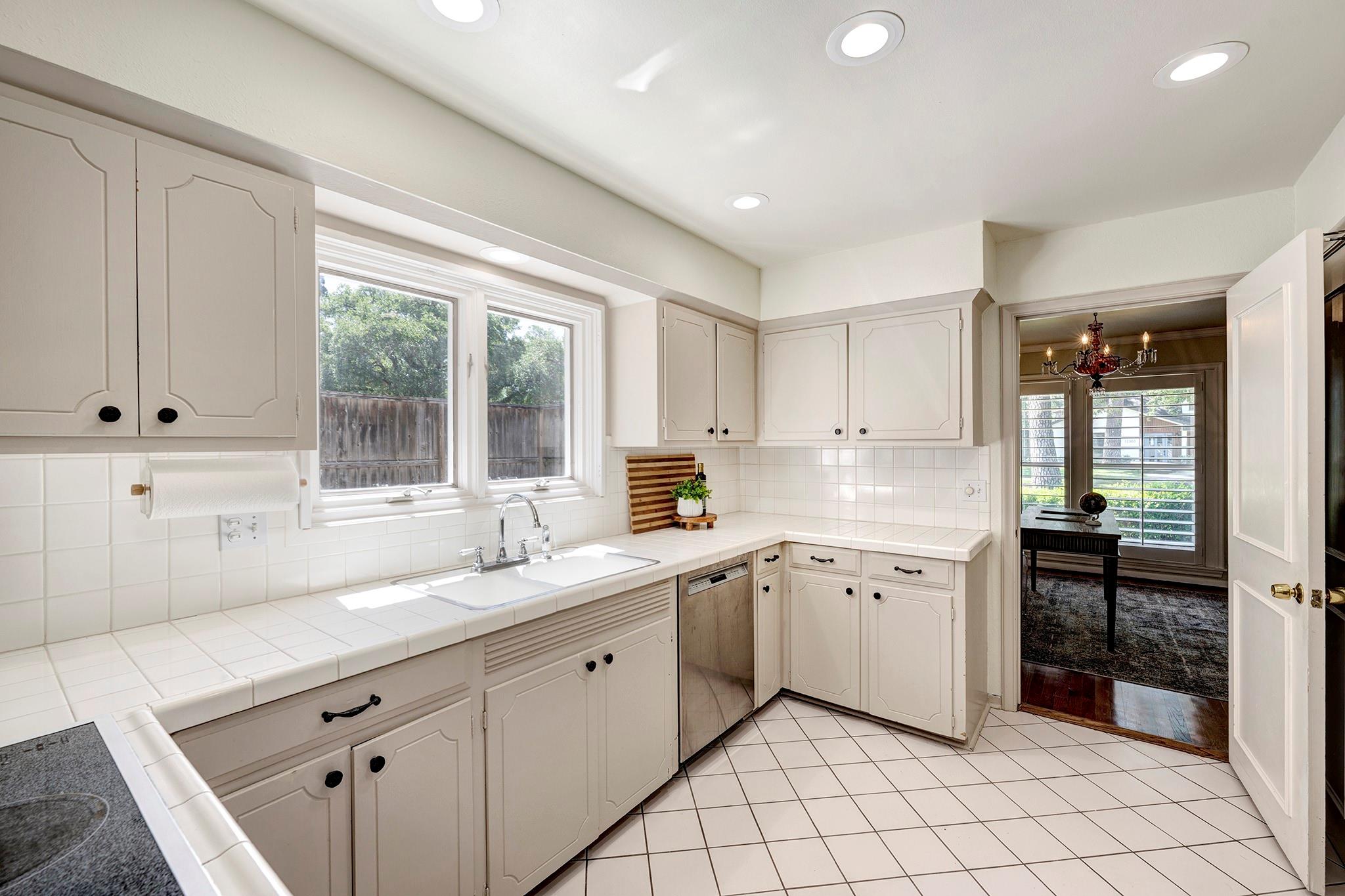 12302 Beauregard Drive