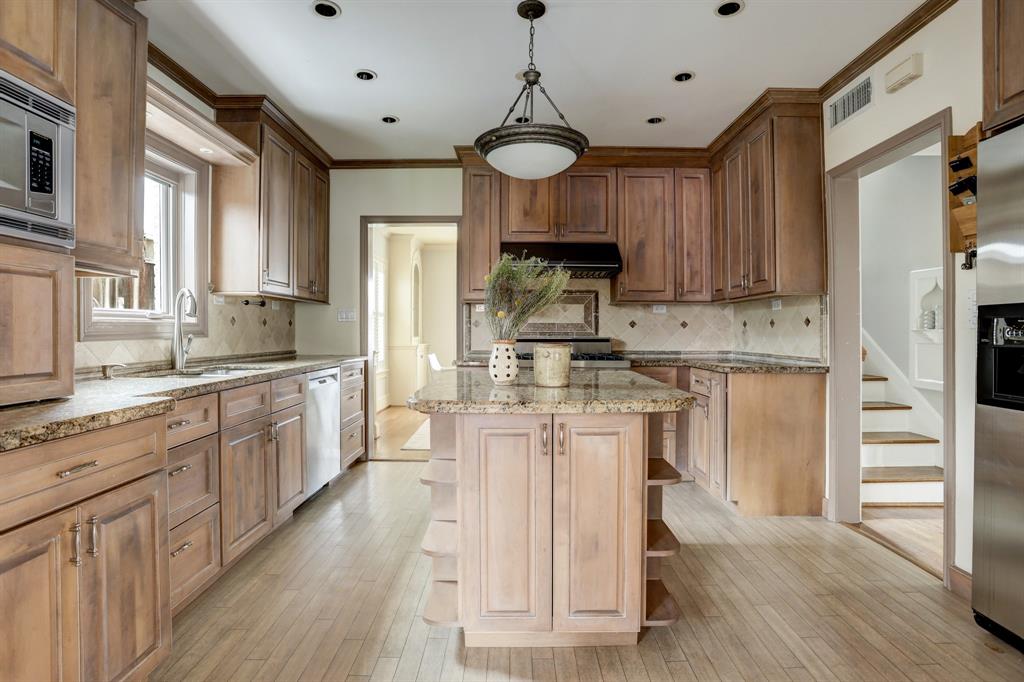 2137 W Main Street