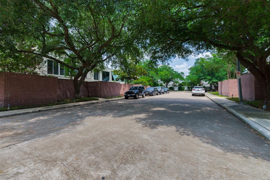 2324 Steel Street # 20