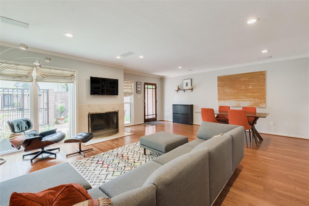 2324 Steel Street # 20