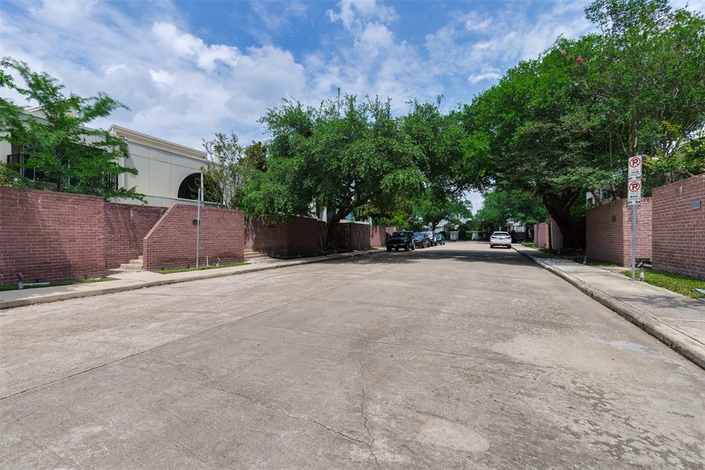 2324 Steel Street # 20