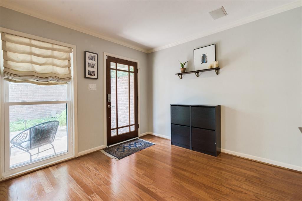 2324 Steel Street # 20