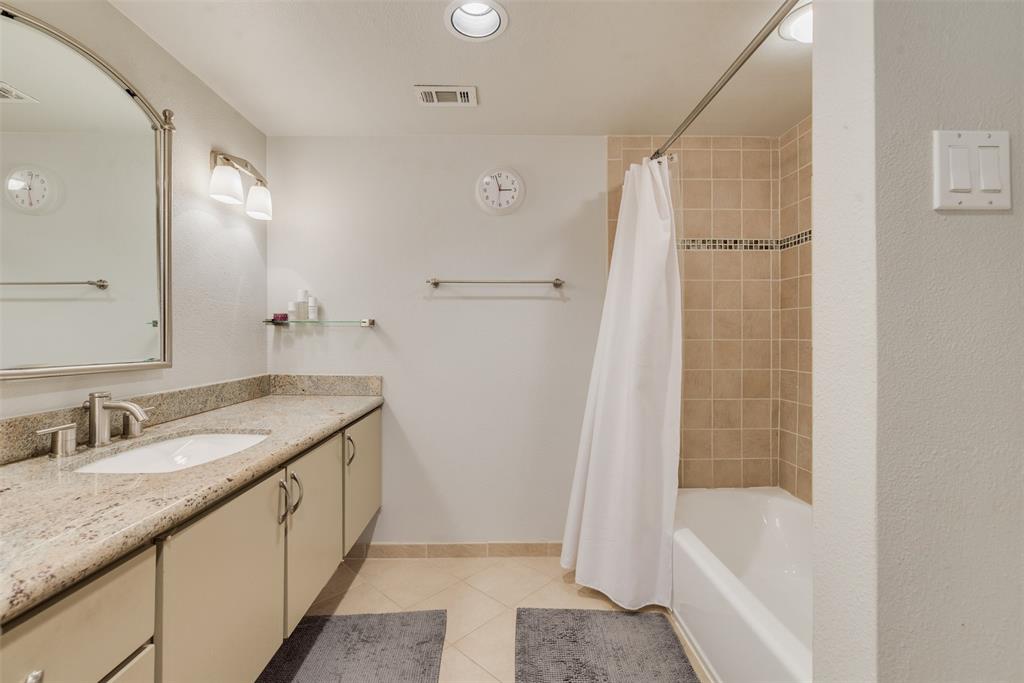 2324 Steel Street # 20