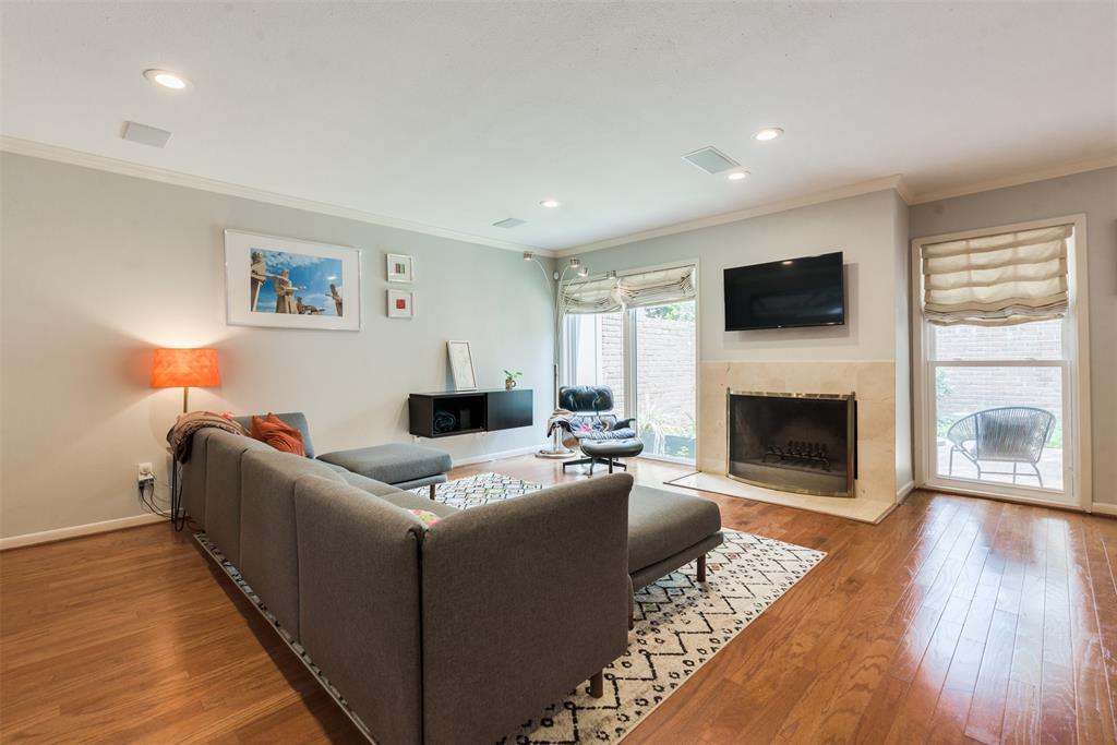 2324 Steel Street # 20