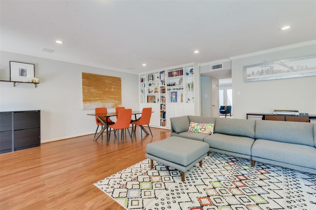2324 Steel Street # 20