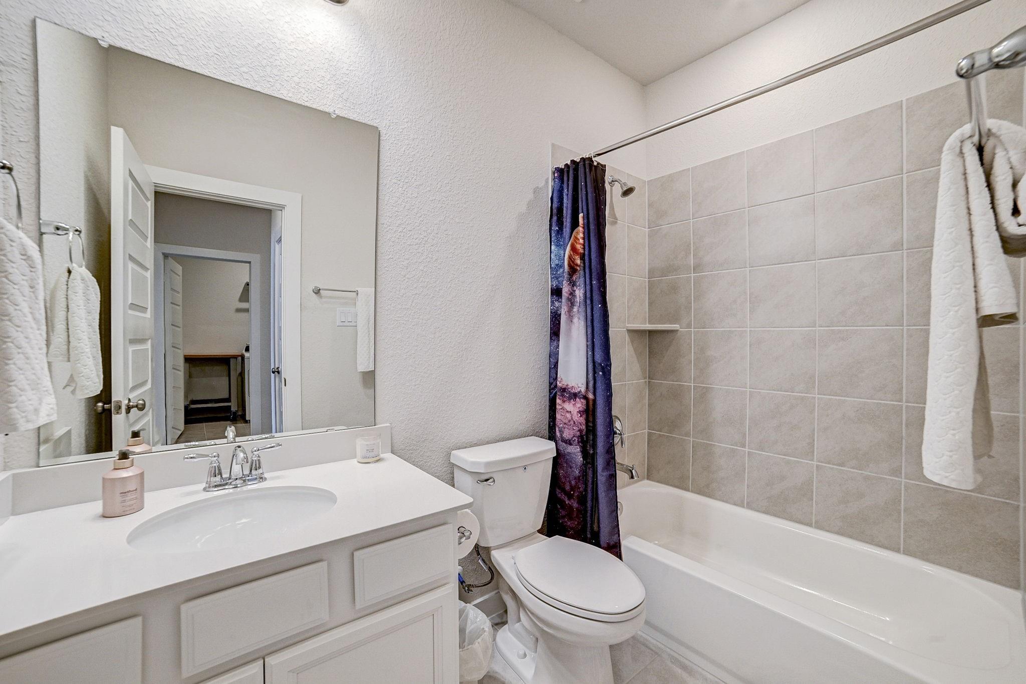 2333 Bay Breeze Drive