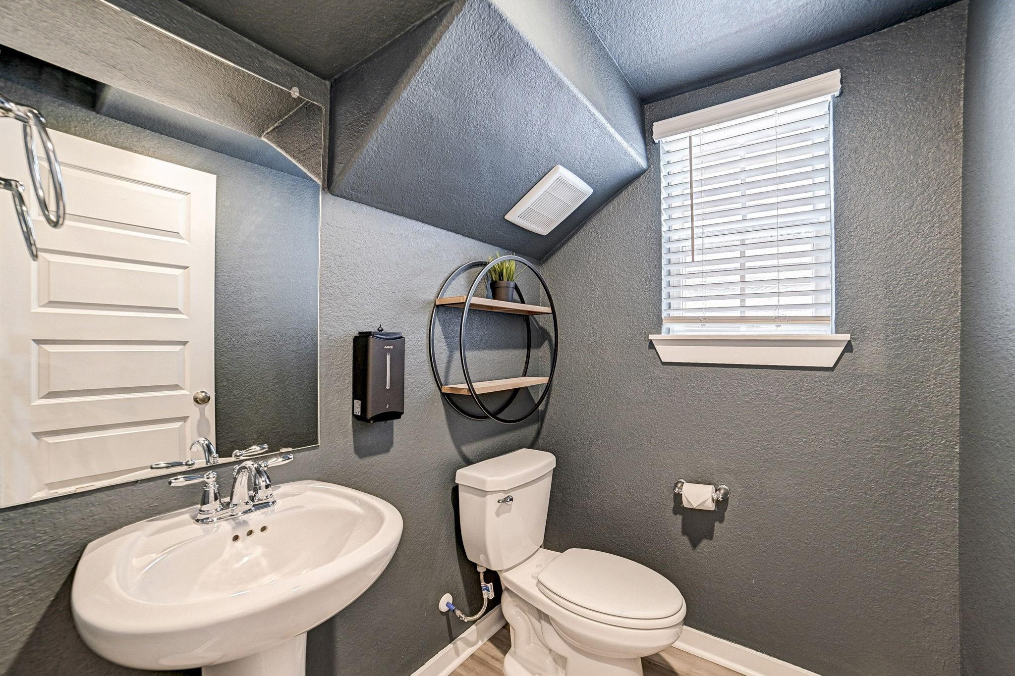 2333 Bay Breeze Drive