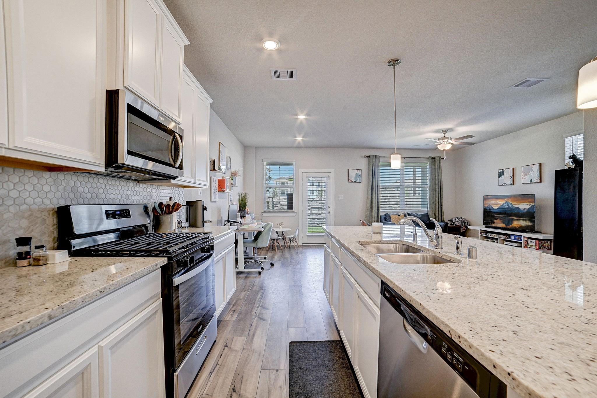 2333 Bay Breeze Drive