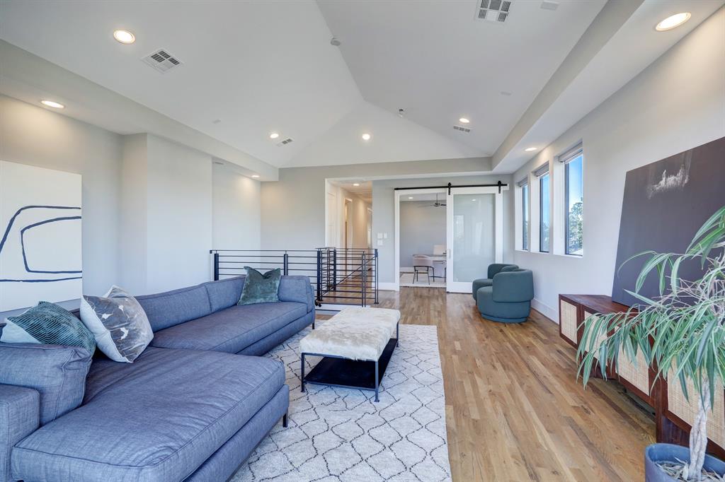 1808 Stanford Street