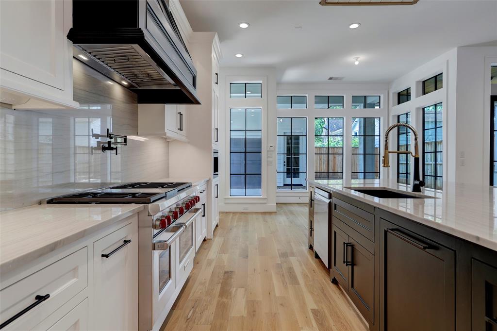 4719 Shetland Lane
