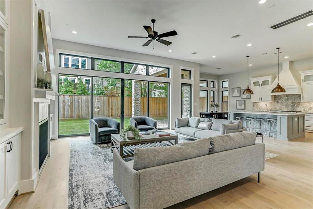 4719 Shetland Lane