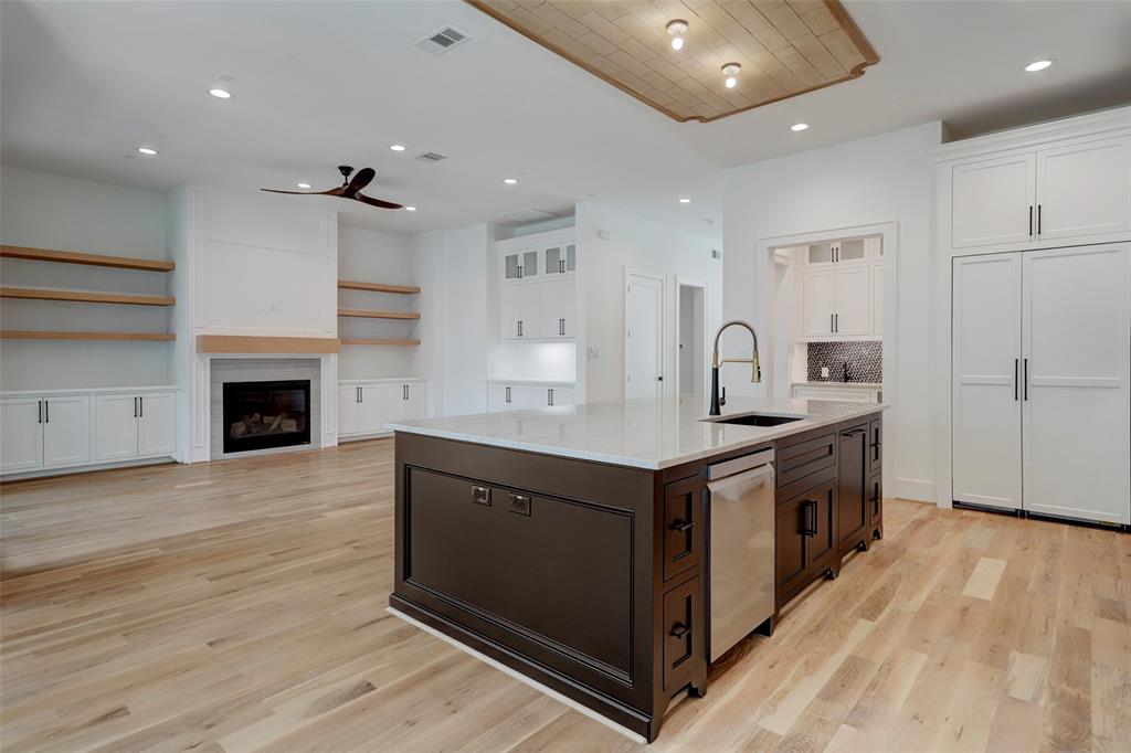 4719 Shetland Lane