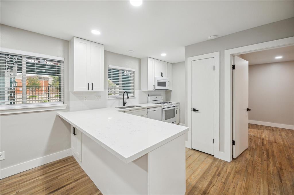 2207 Mimosa Drive # 2