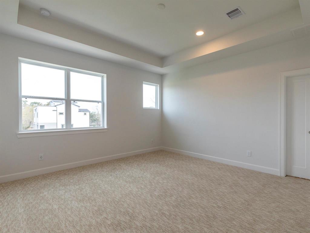 6331 Timbergrove Gardens Lane