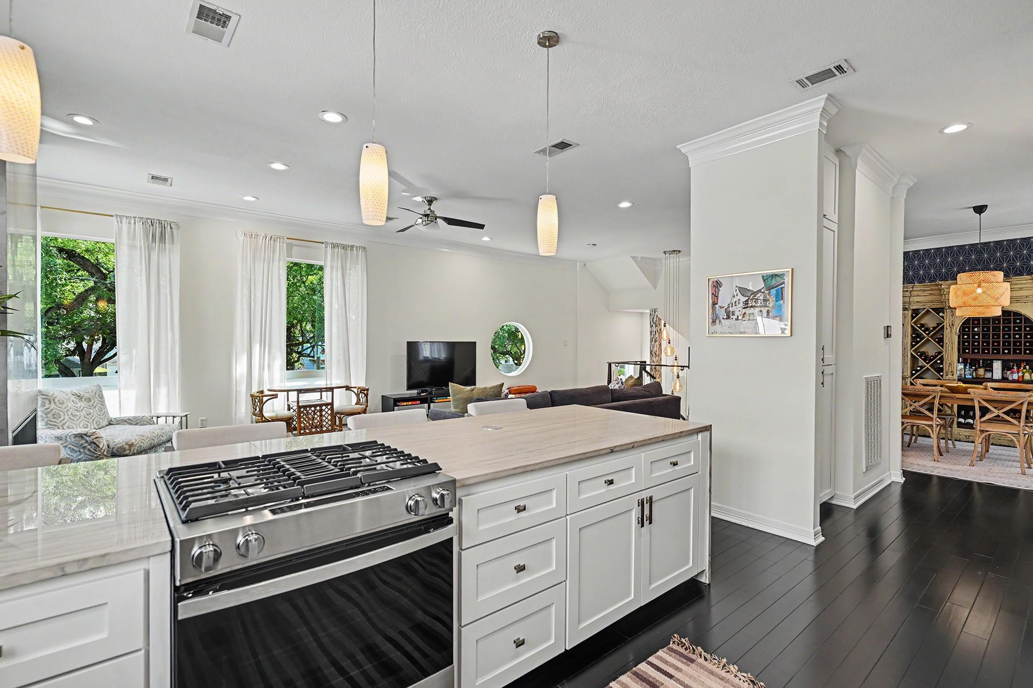3011 Houston Avenue Unit: C