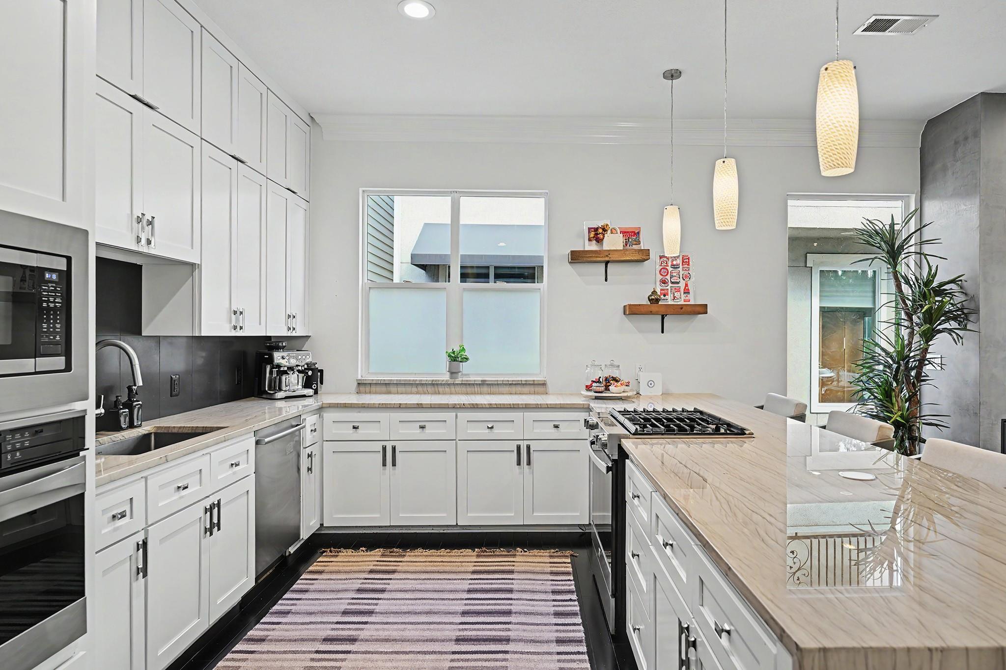 3011 Houston Avenue Unit: C