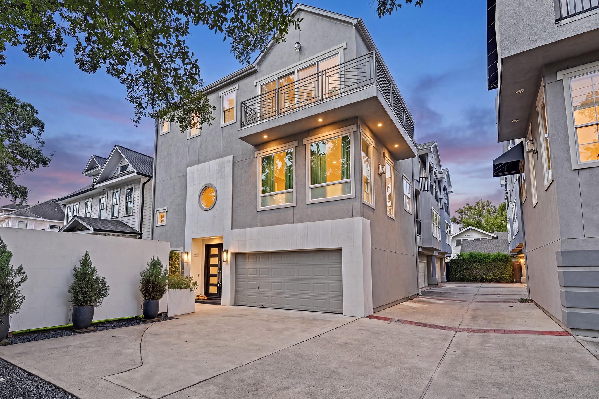3011 Houston Avenue Unit: C