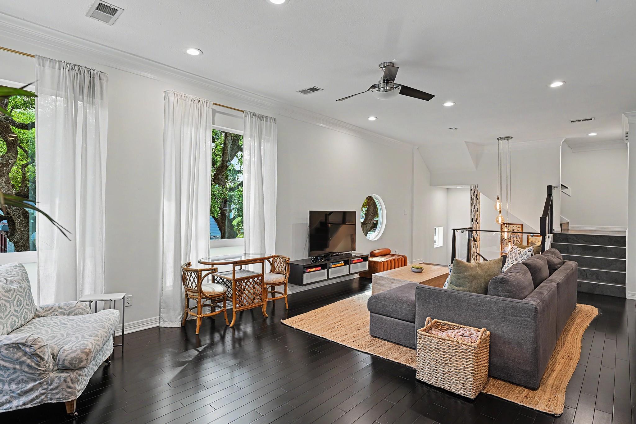 3011 Houston Avenue Unit: C