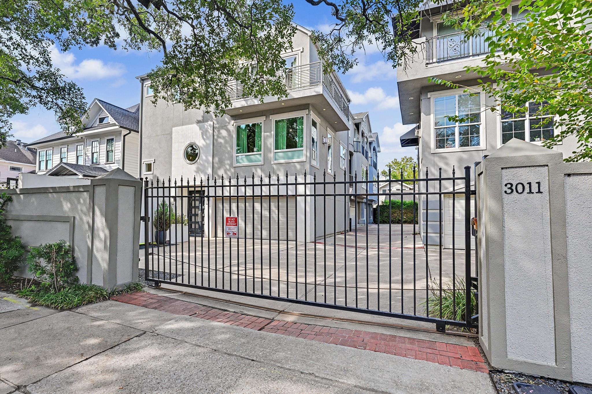 3011 Houston Avenue Unit: C