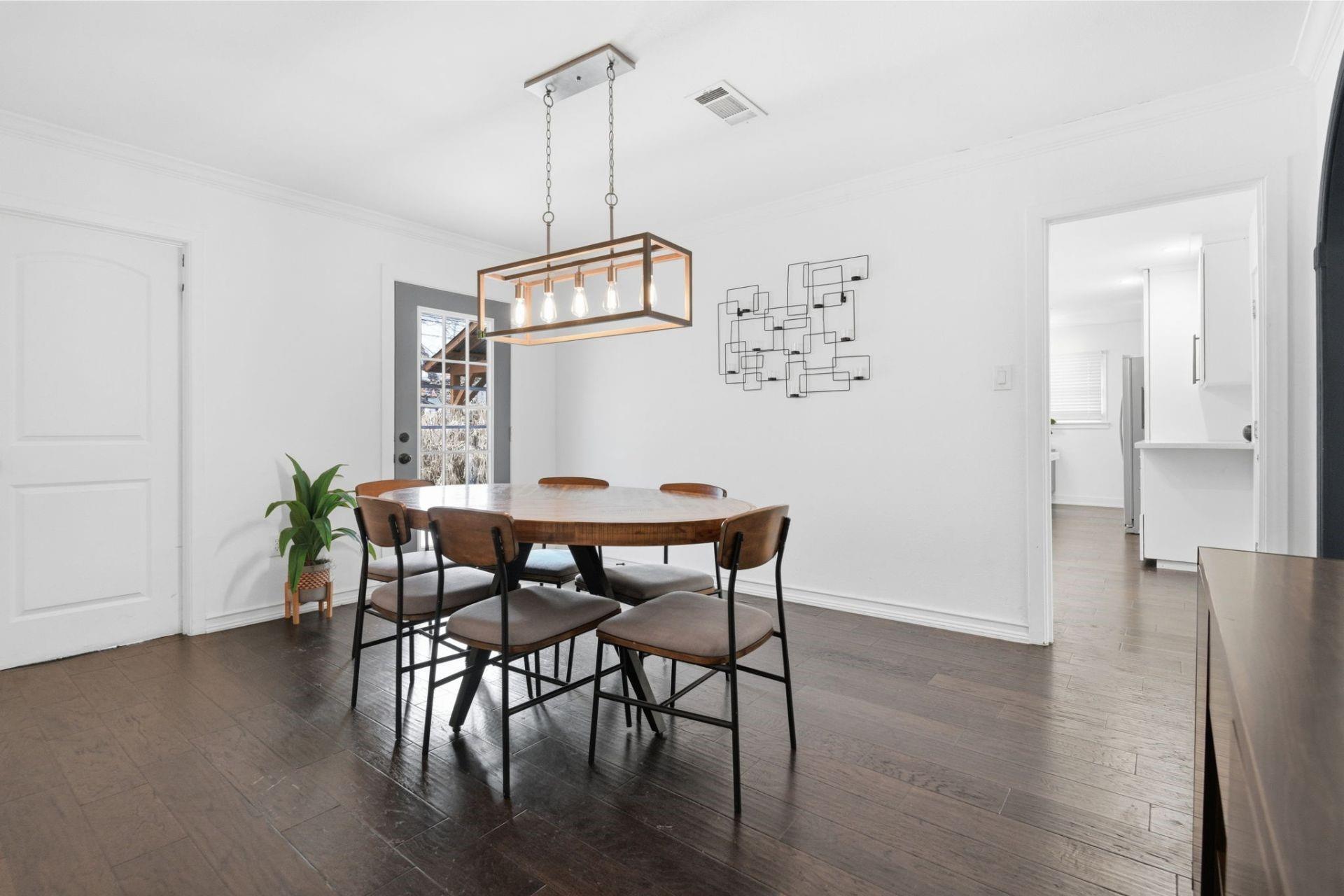 4125 Lymbar Drive