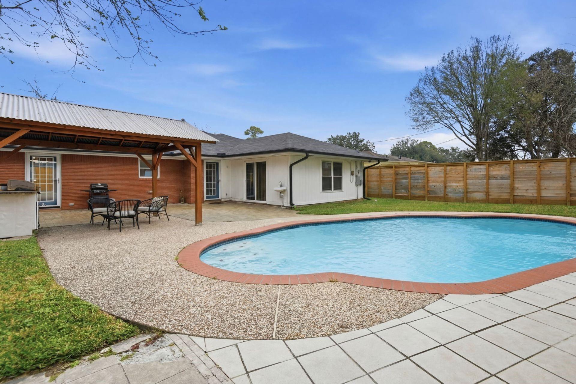 4125 Lymbar Drive