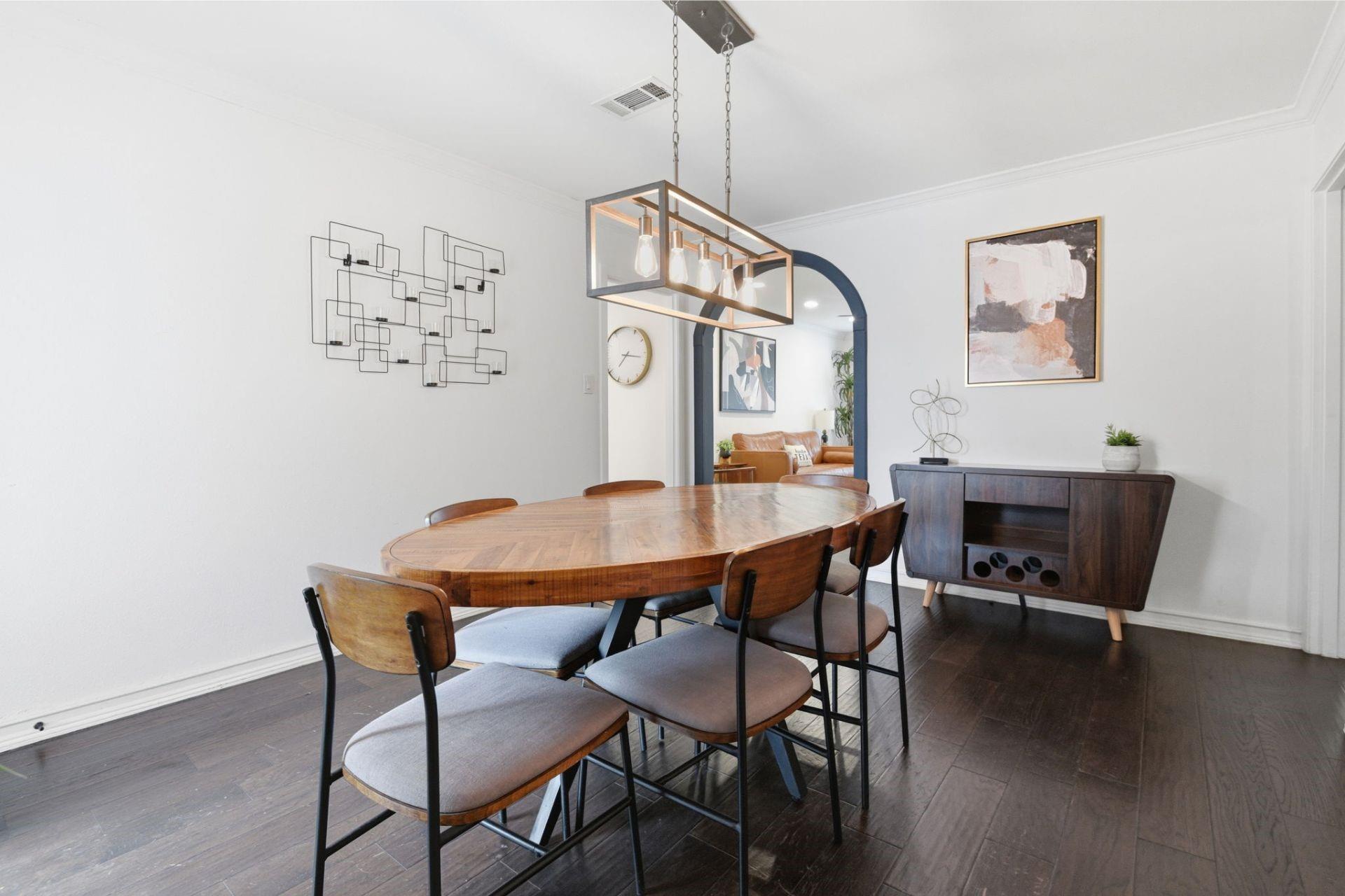 4125 Lymbar Drive
