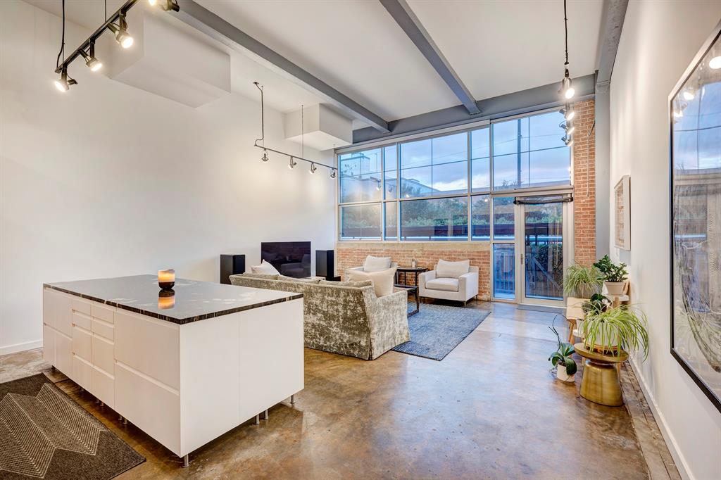 1312 Live Oak Street # 122