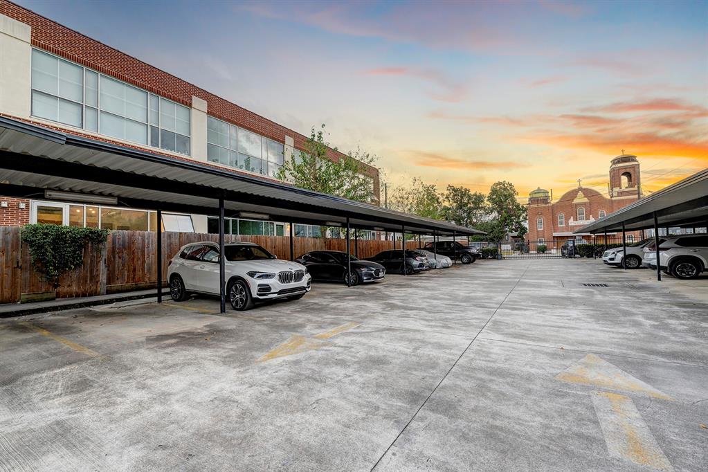 1312 Live Oak Street # 122