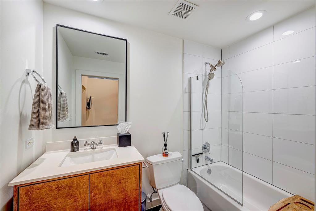 1312 Live Oak Street # 122