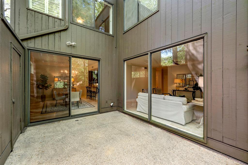 239 Litchfield Lane
