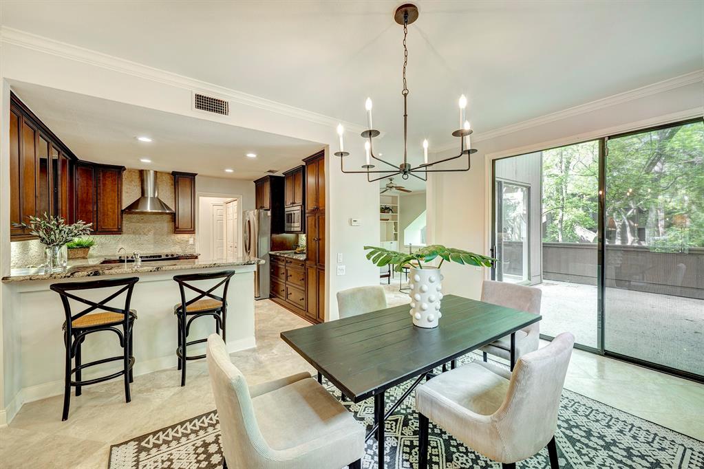 239 Litchfield Lane