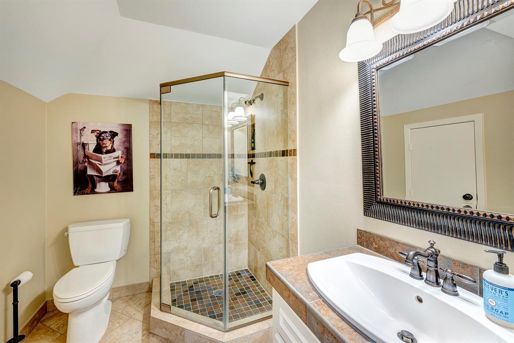 1214 Briarbrook Drive