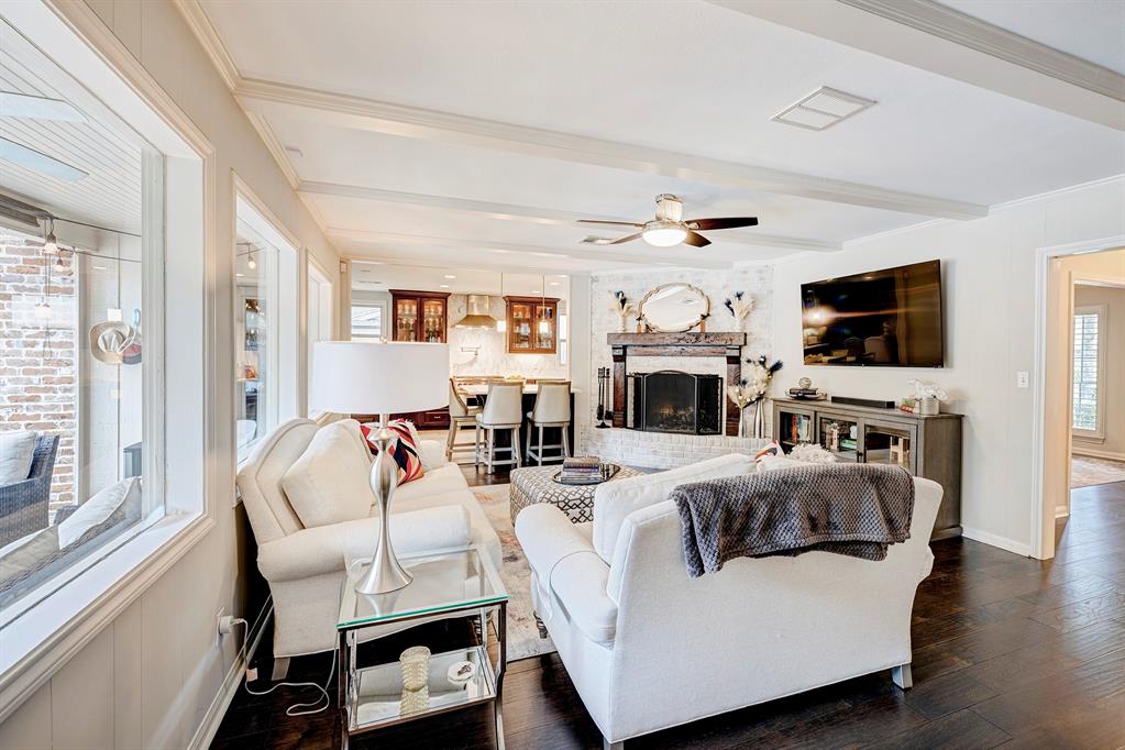 1214 Briarbrook Drive