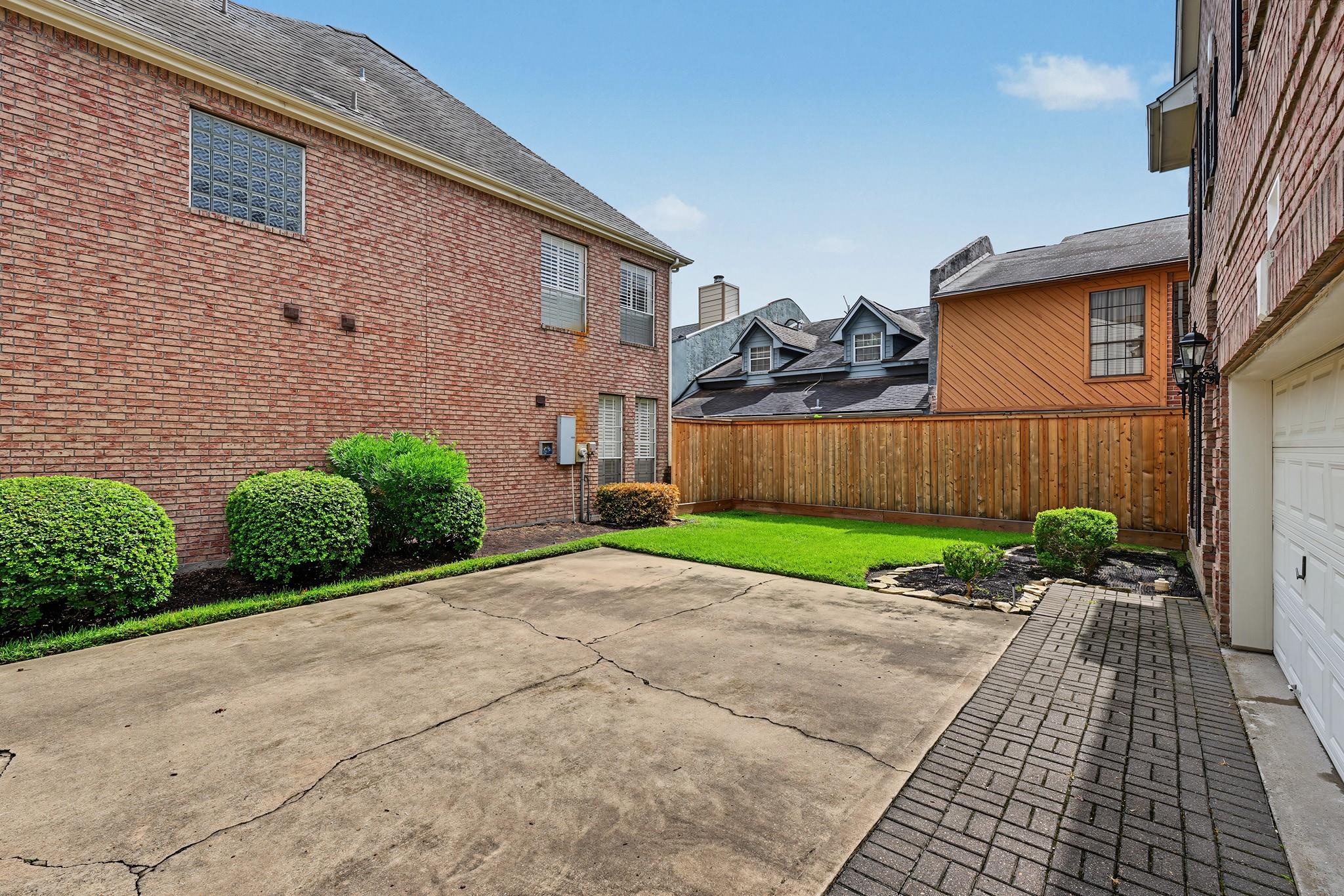 3015 Avalon Terrace