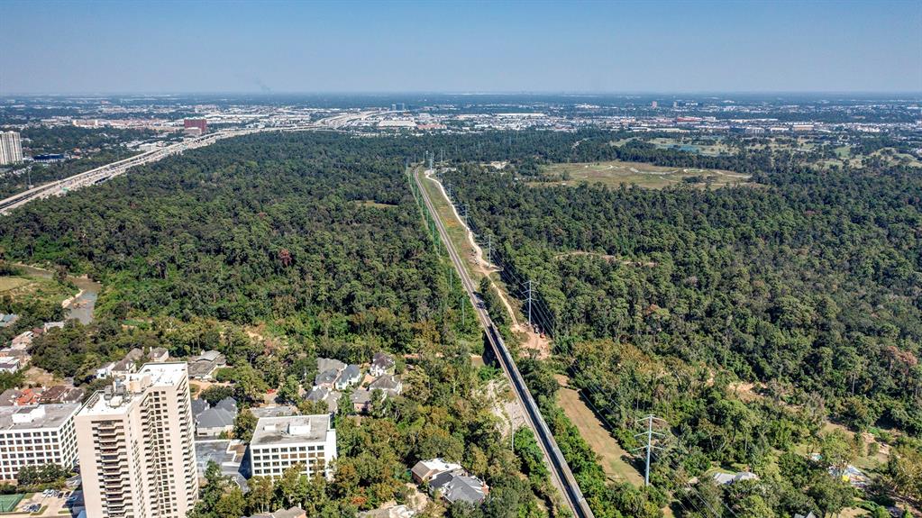 10 S Briar Hollow Lane # 49