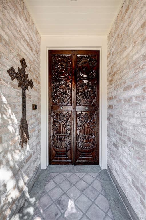 10 S Briar Hollow Lane # 49