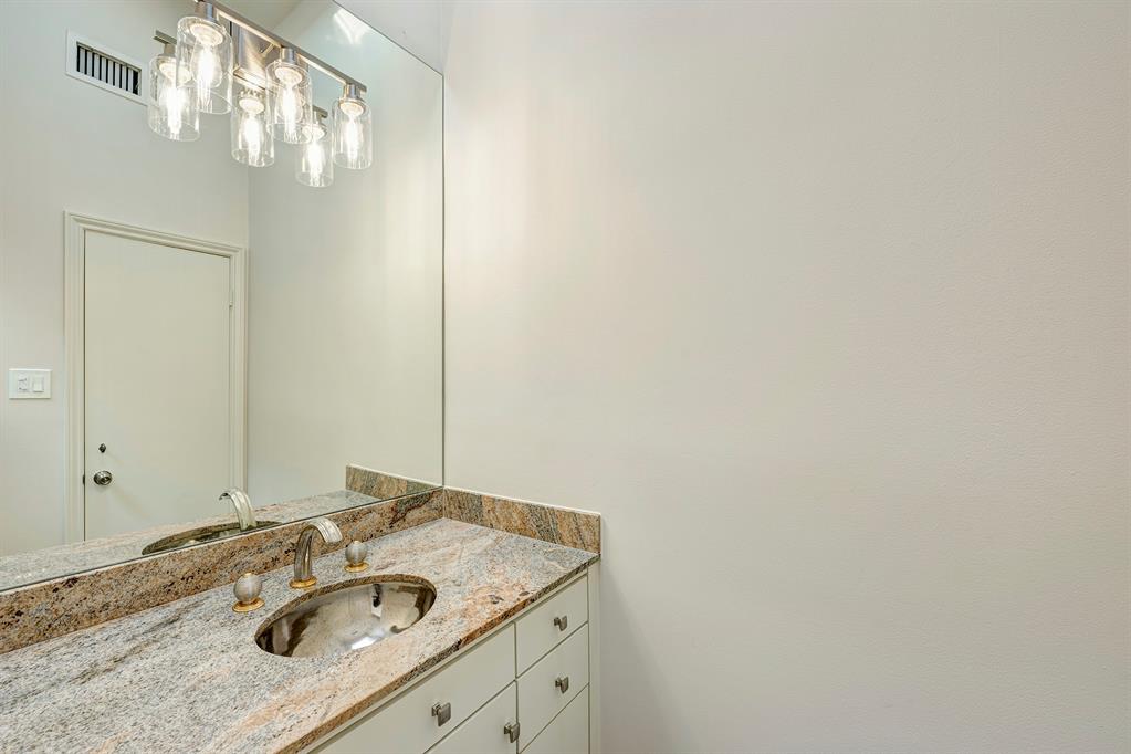 10 S Briar Hollow Lane # 49