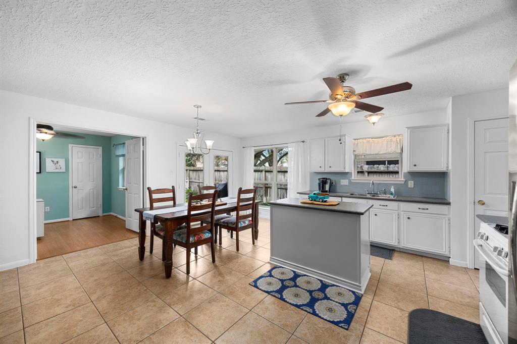 21450 Park Timbers Lane