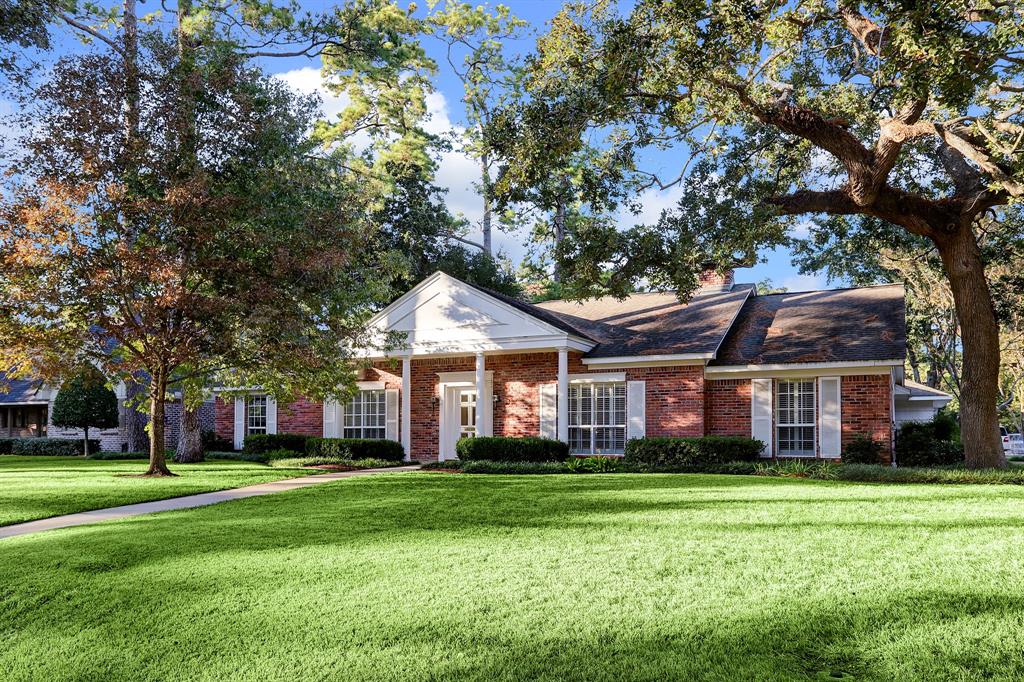 12202 Pebblebrook Drive