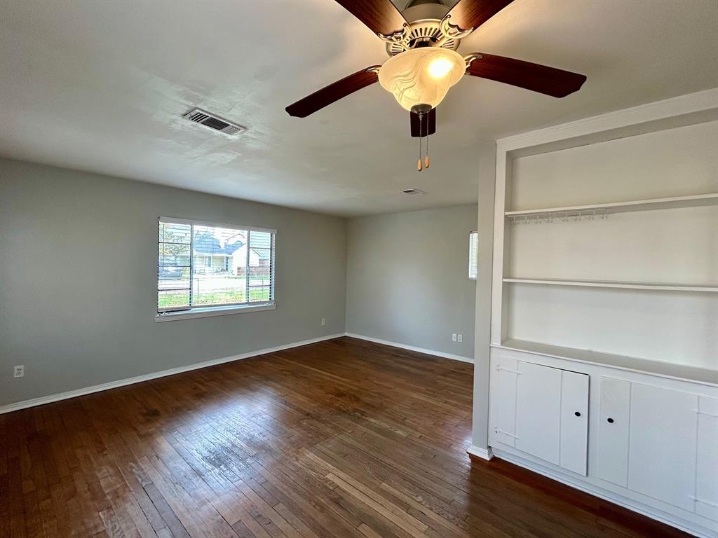 322 W 27th Street