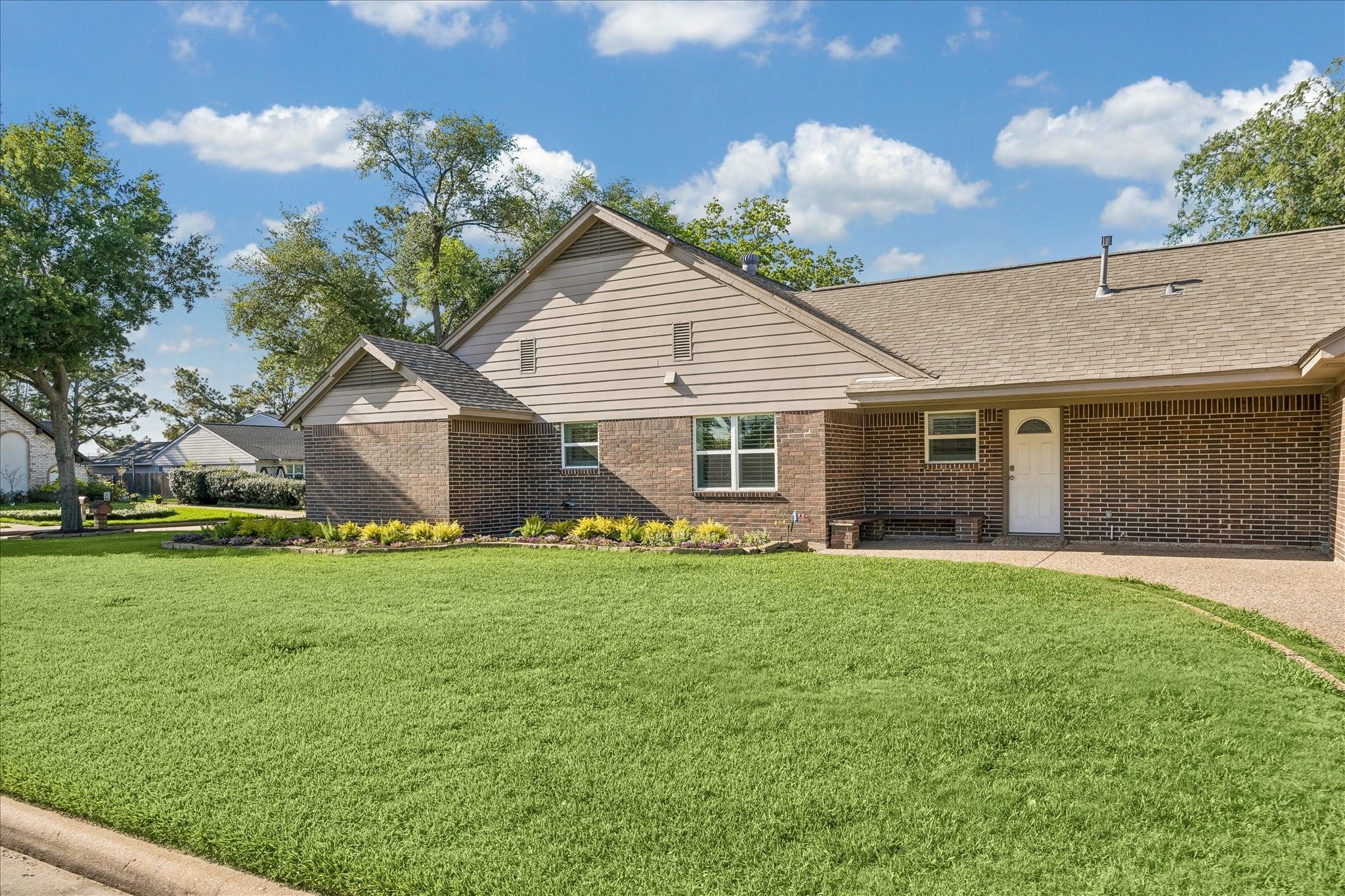2702 Quincannon Lane
