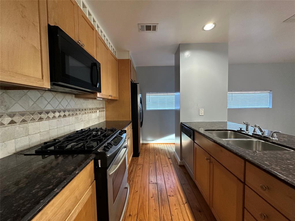 803 Saulnier Street